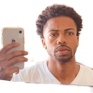 Meet your Posher, Aaron